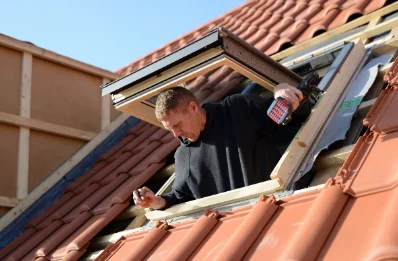 Pose de fenêtres de toit Velux à Achicourt